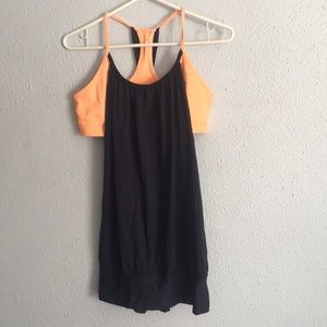 Lululemon tank/sports bra